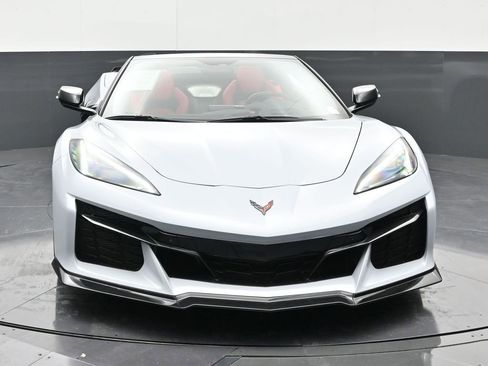 Used 2023 Chevrolet Corvette Z06 image 8