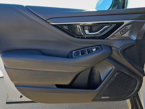 Used 2023 Subaru Outback Limited image 27