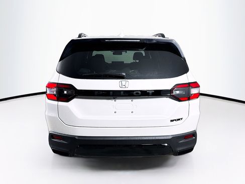 New 2026 Honda Pilot Sport image 31