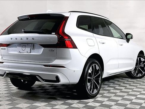 New 2026 Volvo XC60 T8 Plus w/ Climate Package PRO AWD/4WD image 2