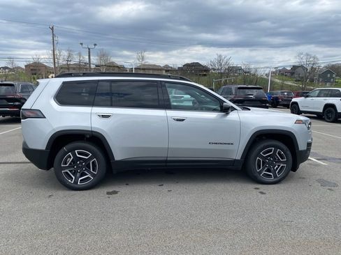 New 2026 Jeep Cherokee Limited image 2