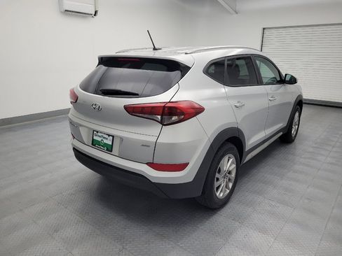 Used 2017 Hyundai Tucson SE w/ SE Popular Package 02 AWD/4WD image 9