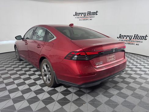 Used 2023 Honda Accord EX image 9