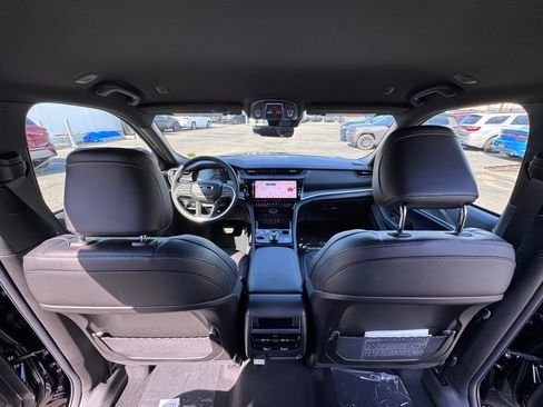 New 2026 Jeep Grand Cherokee Limited AWD/4WD image 22