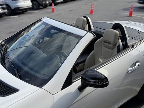 Used 2019 Mercedes-Benz SLC 300 image 46