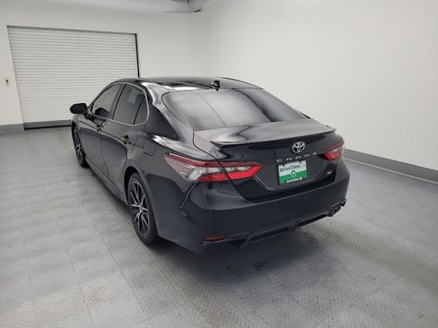 Used 2022 Toyota Camry SE w/ Audio Upgrade Package FWD image 5