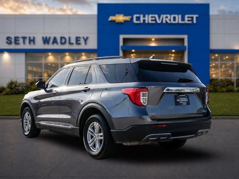 Used 2022 Ford Explorer XLT w/ Equipment Group 202A AWD/4WD image 62
