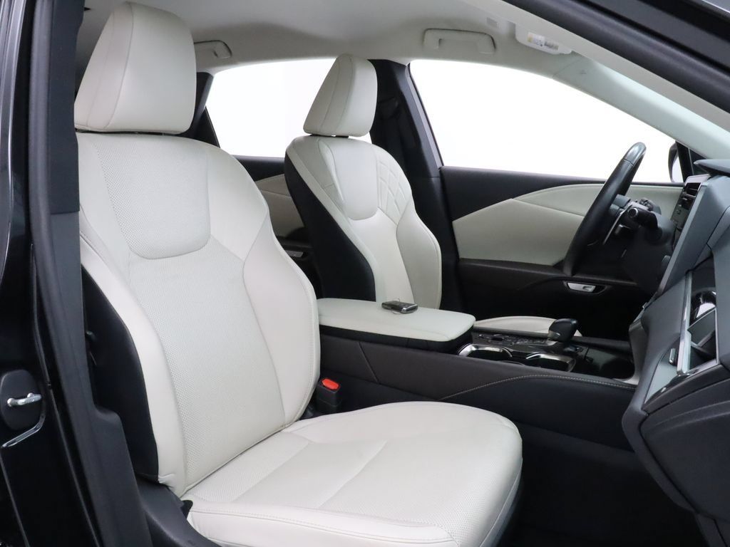 Used 2024 Lexus RX 350 FWD w/ Technology Package image 23