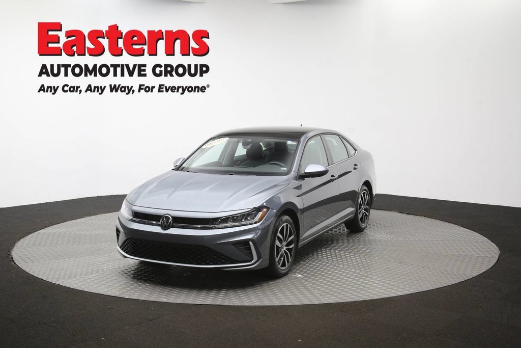 Used 2025 Volkswagen Jetta SE FWD image 53