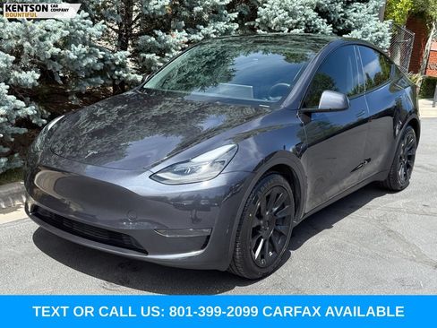 Used 2024 Tesla Model Y Long Range AWD/4WD image 3