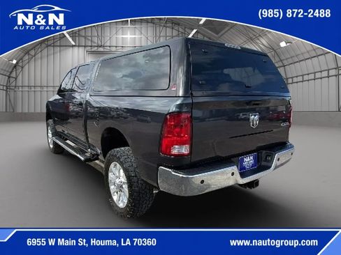 Used 2018 RAM 2500 Tradesman w/ Chrome Appearance Group AWD/4WD image 3
