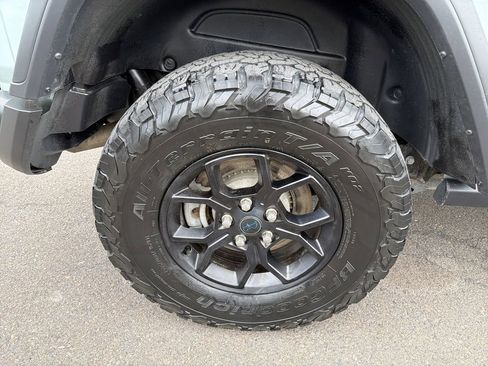 Used 2024 Jeep Wrangler Unlimited AWD/4WD image 33