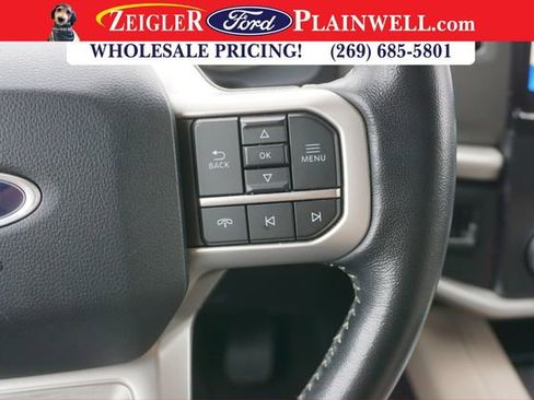 Used 2024 Ford Expedition XLT image 26