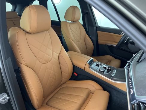 Certified 2024 BMW X5 xDrive40i w/ Premium Package image 24