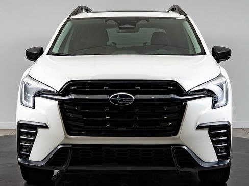 Used 2024 Subaru Ascent Onyx Edition Limited AWD/4WD image 2