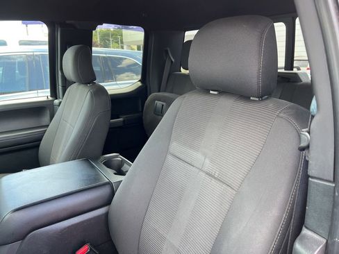 Used 2016 Ford F150 XLT w/ Equipment Group 302A Luxury AWD/4WD image 3