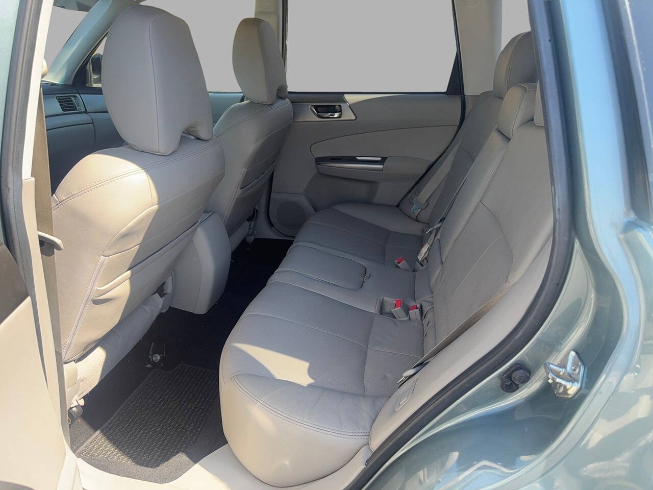 Used 2013 Subaru Forester 2.5X Limited AWD/4WD image 18