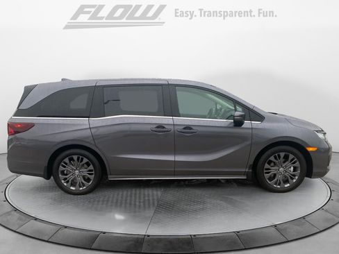 Certified 2026 Honda Odyssey Touring image 10