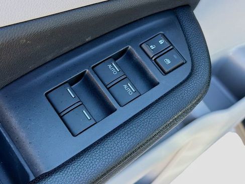 Used 2017 Honda Pilot Elite image 23