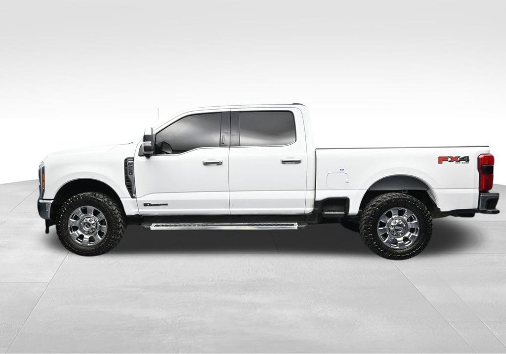 Used 2023 Ford F250 Lariat w/ Chrome Package AWD/4WD image 2