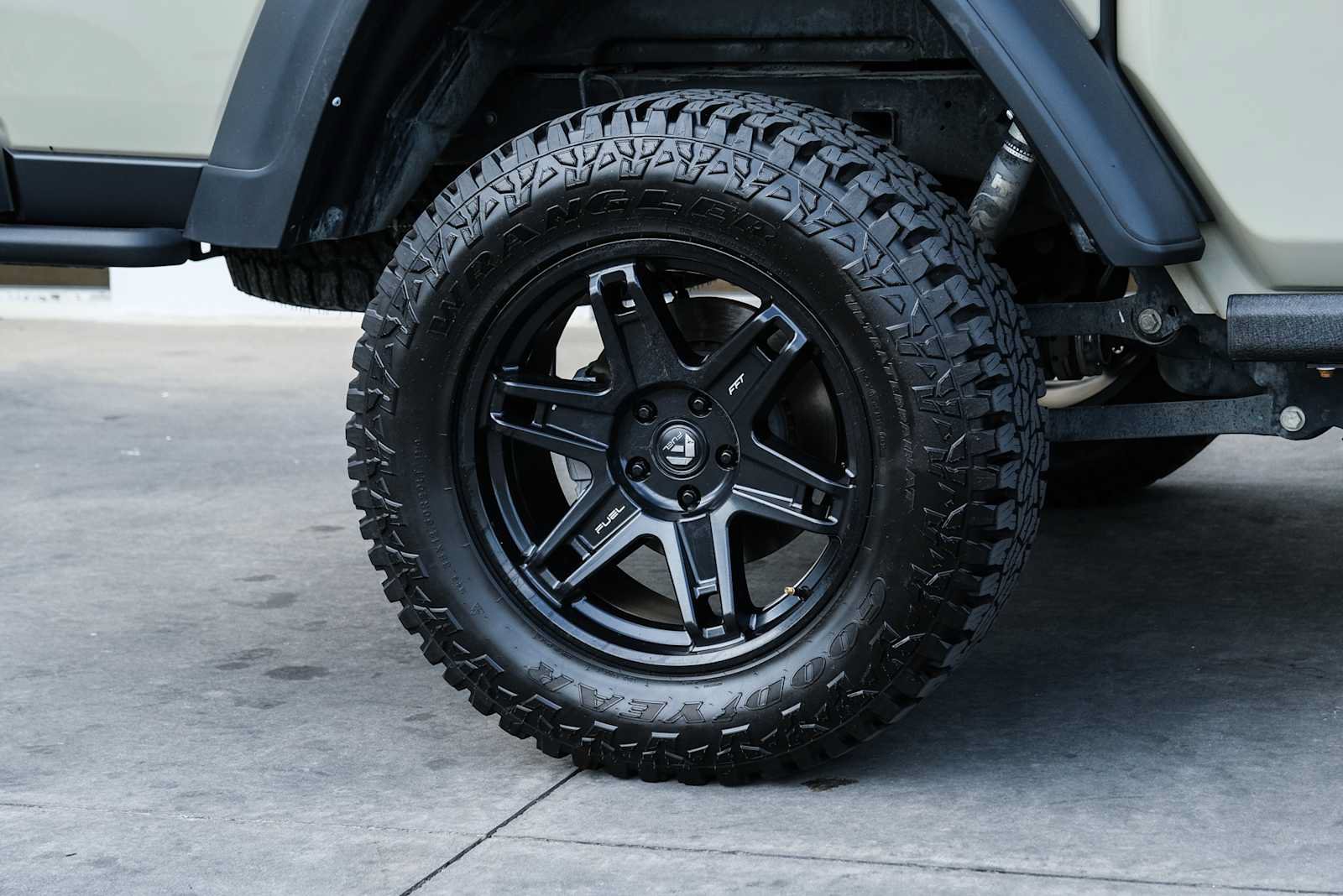 Used 2022 Jeep Gladiator Rubicon AWD/4WD image 10