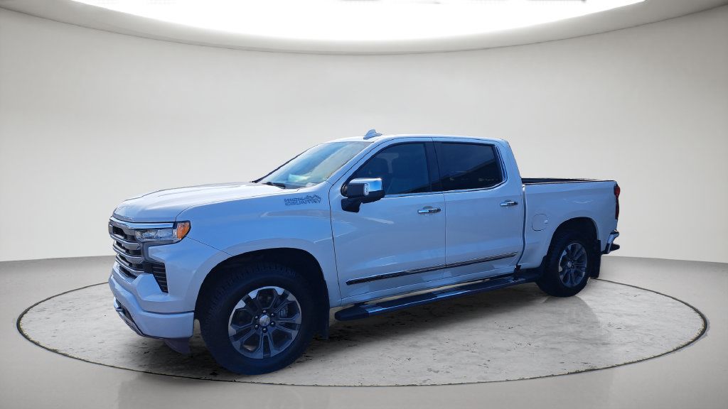 Used 2022 Chevrolet Silverado 1500 High Country w/ Z71 Off-Road Package AWD/4WD image 1
