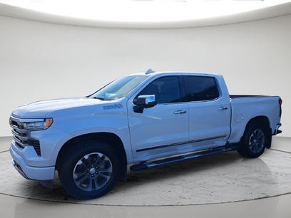 Used 2022 Chevrolet Silverado 1500 High Country w/ Z71 Off-Road Package