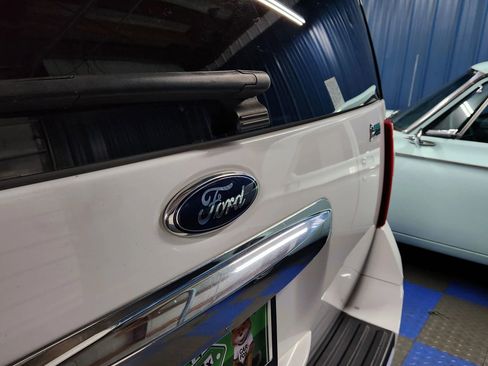 Used 2014 Ford Expedition XLT image 70