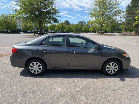 Used 2011 Toyota Corolla LE FWD image 6