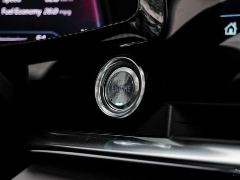 Used 2021 Chevrolet Corvette Stingray Premium Conv w/ Z51 Performance Package image 82