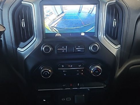 Used 2023 Chevrolet Silverado 2500 LT image 30