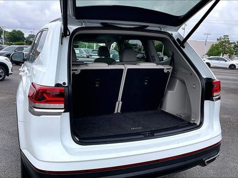 Used 2021 Volkswagen Atlas SE FWD image 32