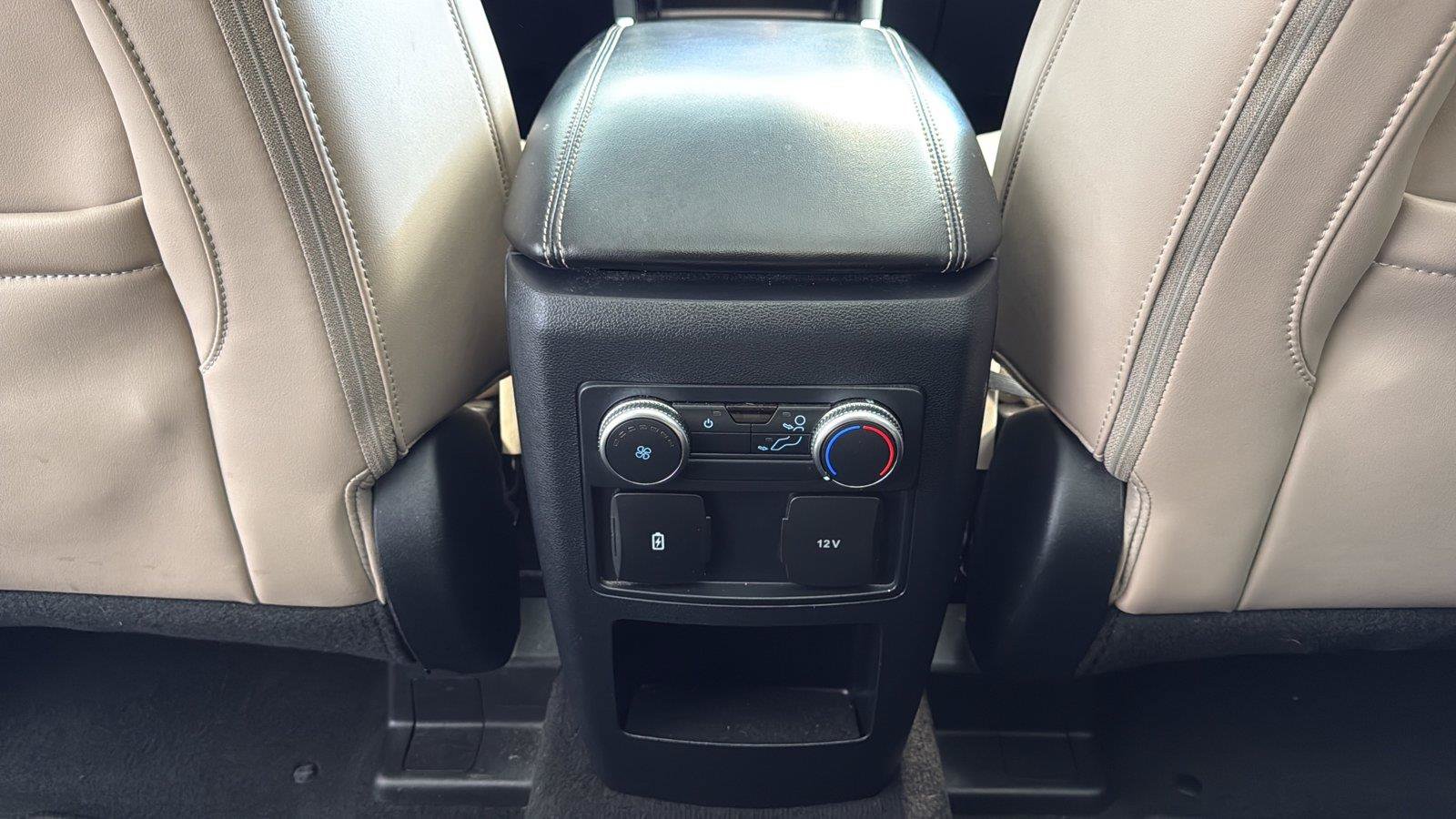 Used 2021 Ford Explorer XLT w/ Equipment Group 202A AWD/4WD image 30