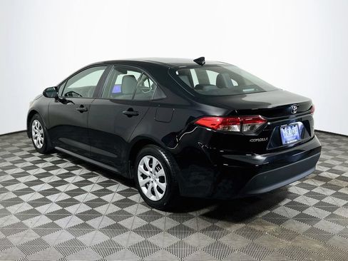 Certified 2025 Toyota Corolla LE FWD image 5