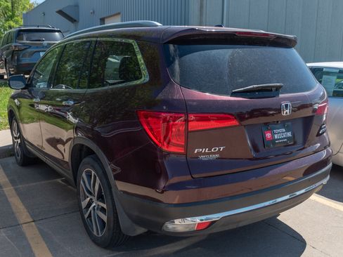 Used 2017 Honda Pilot Elite image 5