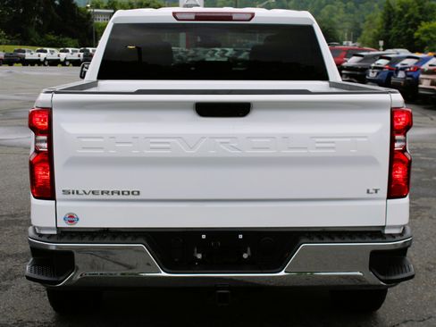 Used 2025 Chevrolet Silverado 1500 LT AWD/4WD image 9