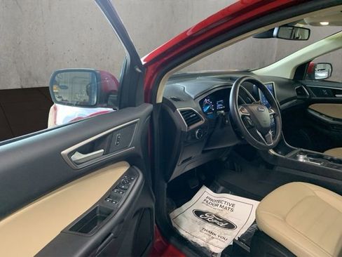 Used 2024 Ford Edge SEL w/ Convenience Package image 15