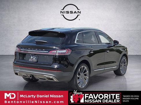 Used 2020 Lincoln Nautilus Reserve w/ Equipment Group 201A FWD image 5
