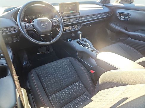 Certified 2024 Honda HR-V Sport image 9