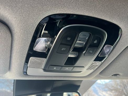 Used 2021 Hyundai Palisade Limited image 34