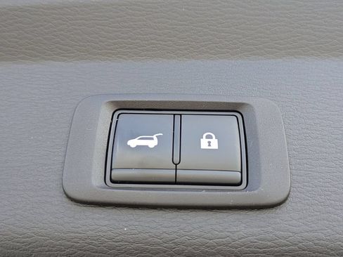 Used 2024 Mitsubishi Outlander SEL AWD/4WD image 14