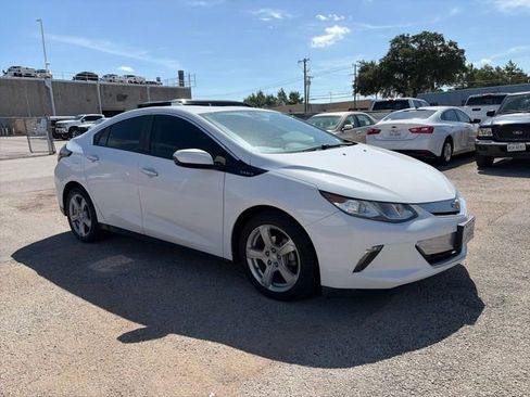 Used 2018 Chevrolet Volt LT FWD image 1