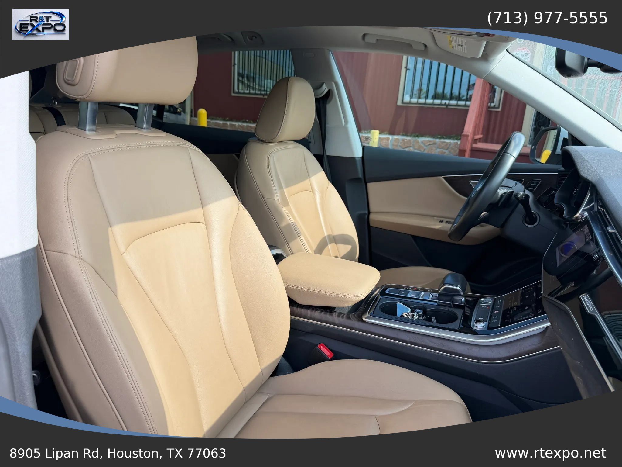 Used 2019 Audi Q8 Premium w/ Convenience Package AWD/4WD image 38