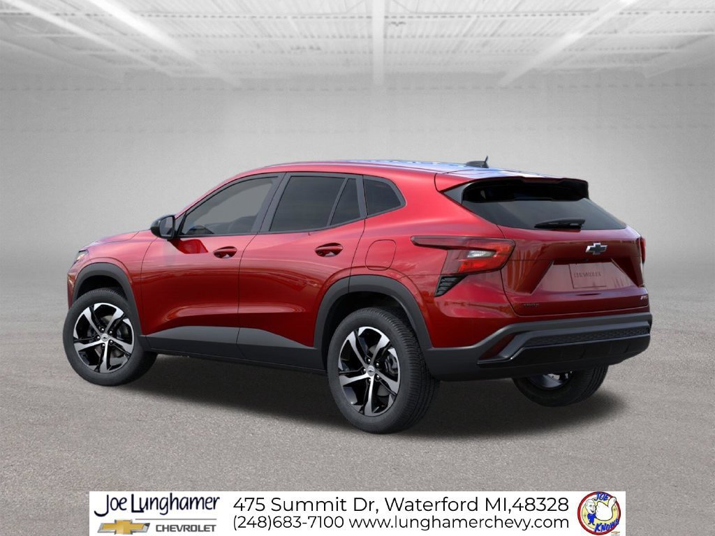 New 2026 Chevrolet Trax RS FWD image 3