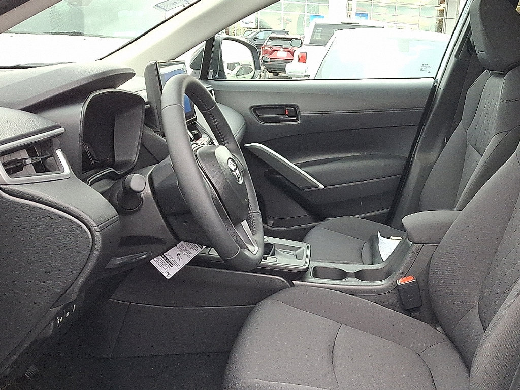 New 2026 Toyota Corolla Cross LE w/ Moonroof Package AWD/4WD image 7