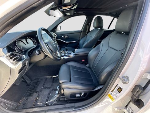 Used 2019 BMW 330i Sedan RWD image 19
