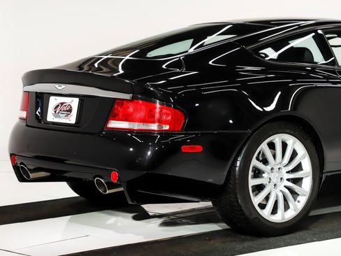 Used 2003 Aston Martin Vanquish image 16