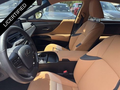 Used 2025 Lexus ES 350 w/ Premium Package image 15