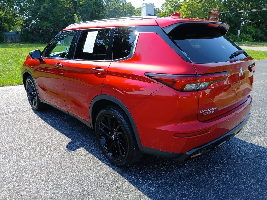 Used 2024 Mitsubishi Outlander SE Black Edition AWD/4WD image 10