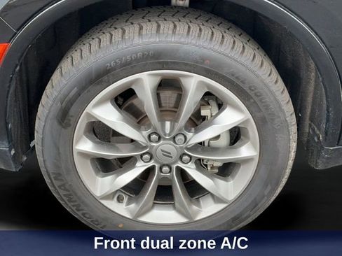 Used 2022 Dodge Durango SXT w/ Anodized Platinum Package AWD/4WD image 13